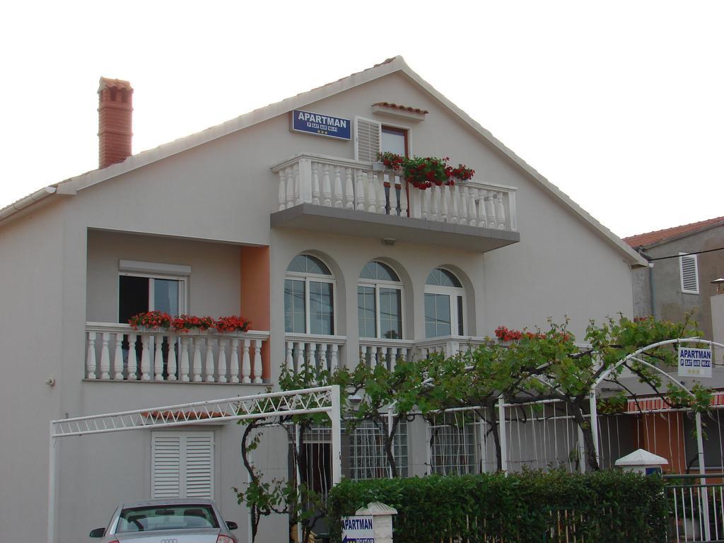 Guest House Barba Bibinje Exterior foto